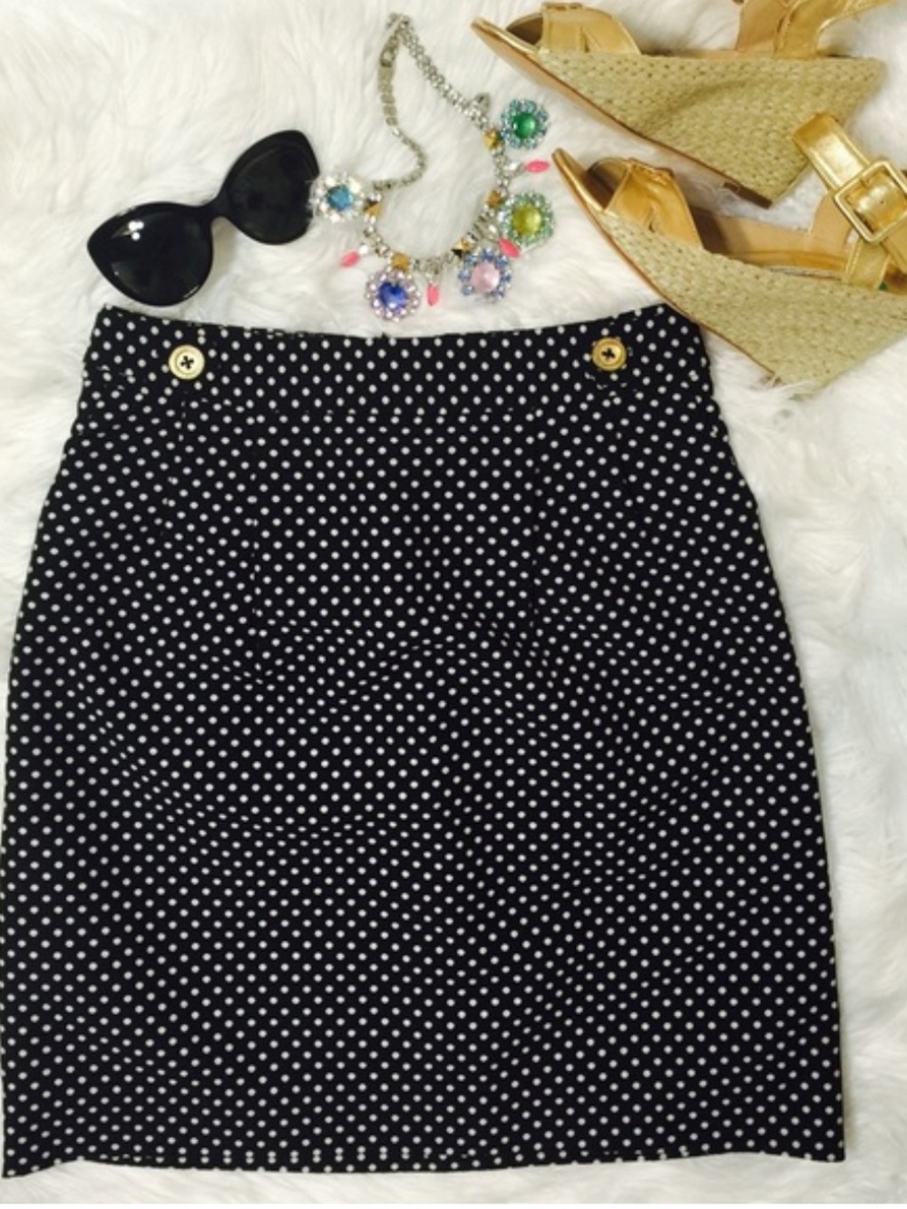 Lilly Pulitzer Classic Black Polka Dot Pencil 
Skirt Size 4